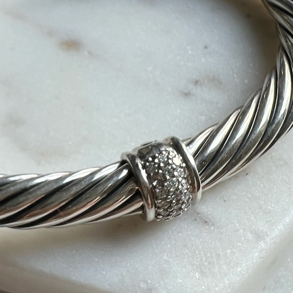 David Yurman Center Station Bracelet with Pavé Diamonds - Picture 3 of 8